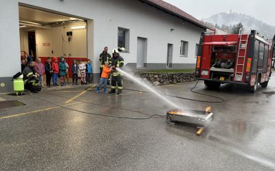 POŠ V_1.-9. r: Gasilska vaja – evakuacija šole in vrtca